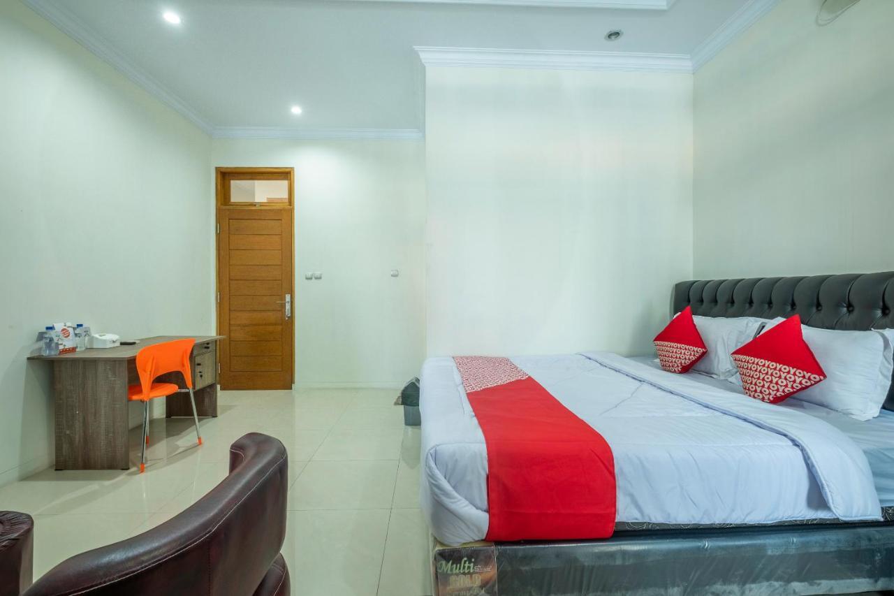 Hotel Oyo 2259 Zleepy Ks Tubun à Cirebon Extérieur photo