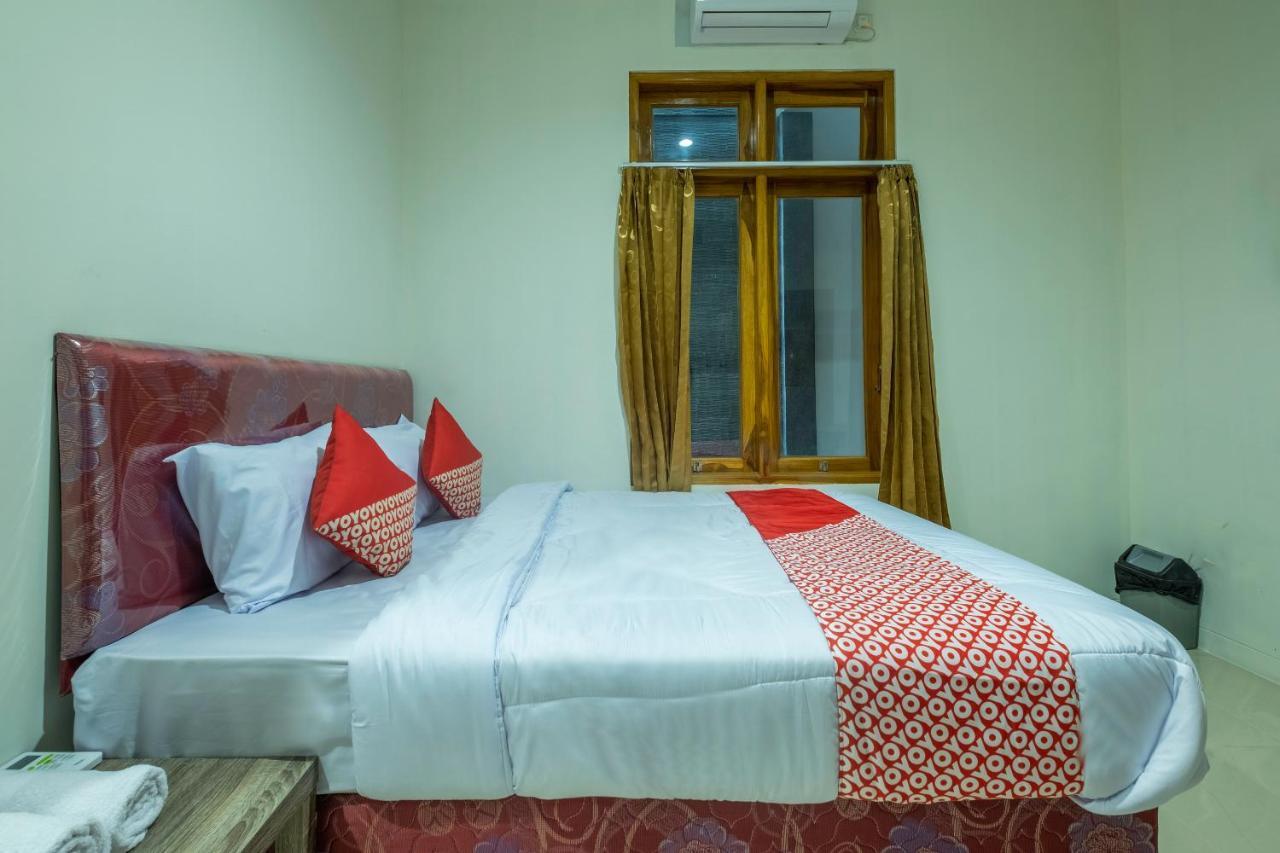 Hotel Oyo 2259 Zleepy Ks Tubun à Cirebon Extérieur photo